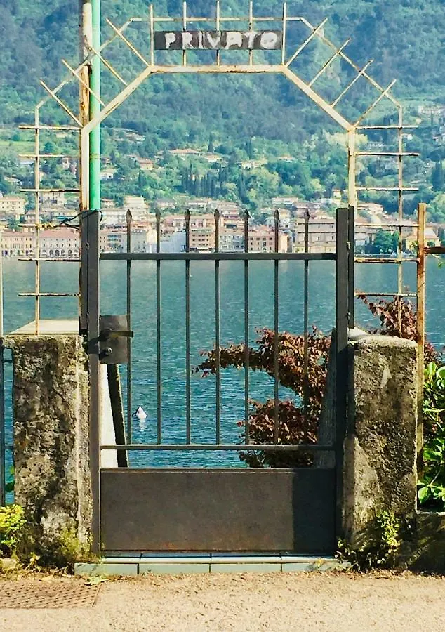 Azzurra Apartment Salo 0*,