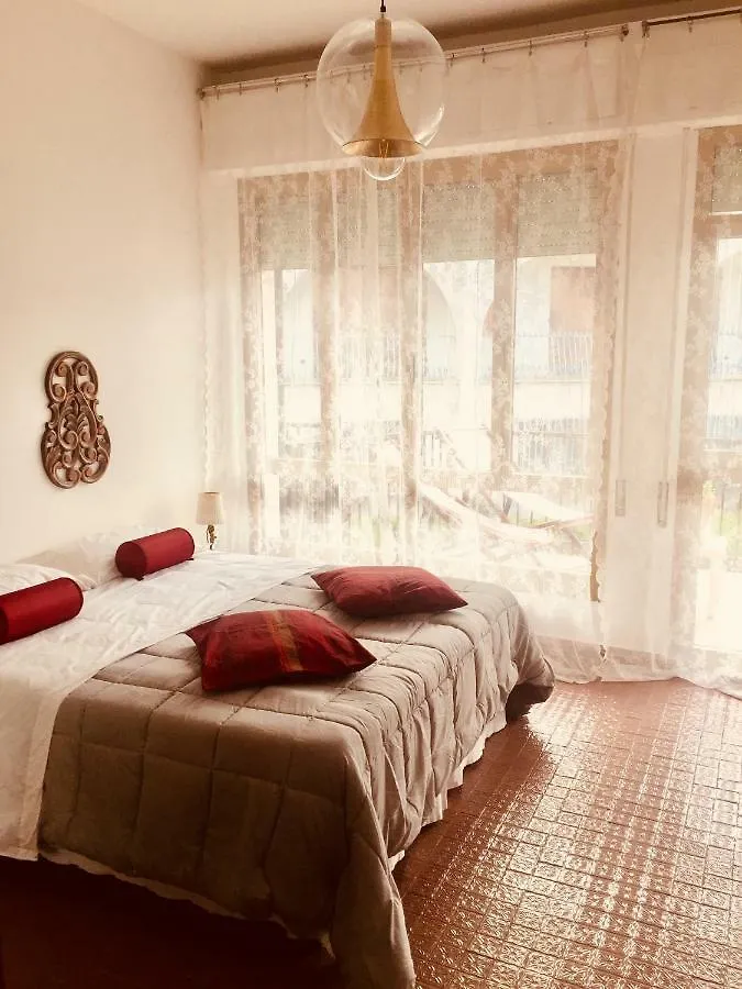 Azzurra Apartment Salo