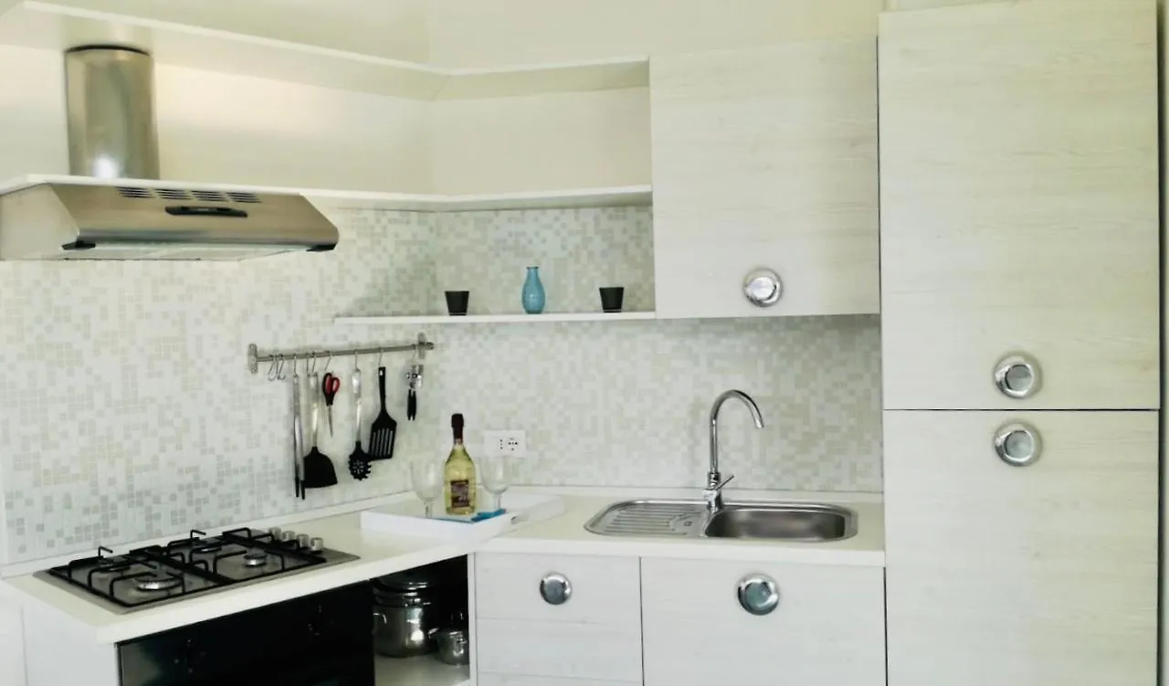 Azzurra Apartment Salo